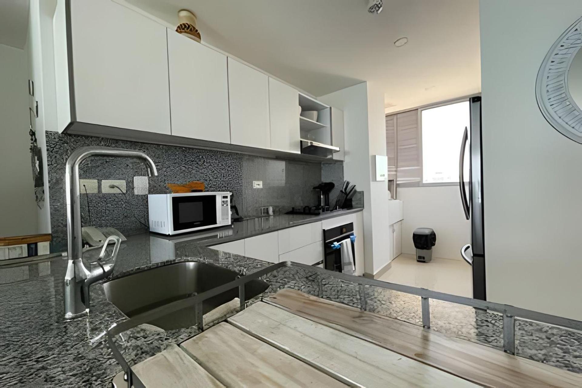 Lujoso Apto De 2 Hab En Piso 20 - Morros *