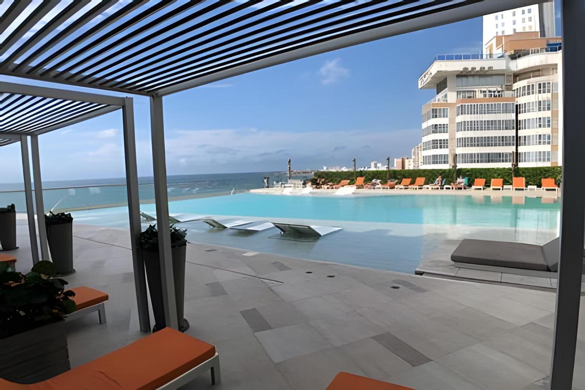 Lujoso Apto De 2 Hab En Piso 20 - Morros Apartamento